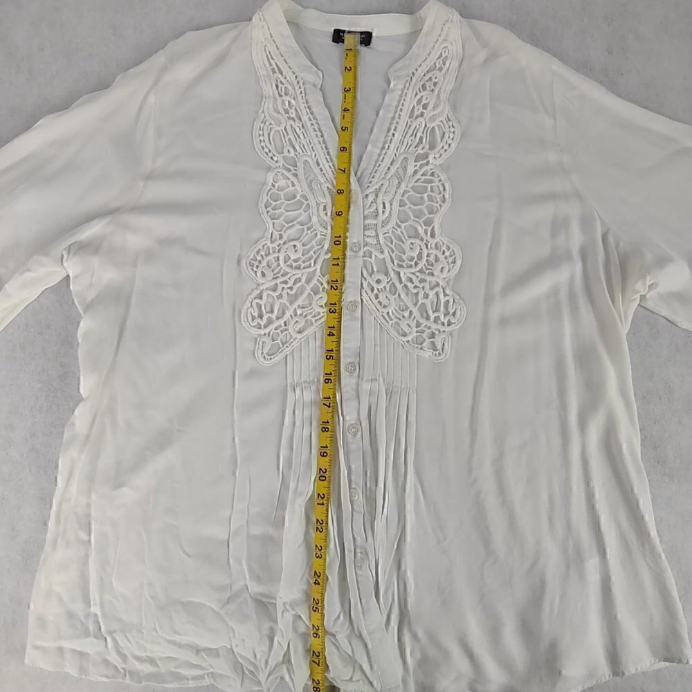 Spense Woman 100% Viscose White Button-Up Long Sleeve Top. Size 1X - Picture 8 of 12